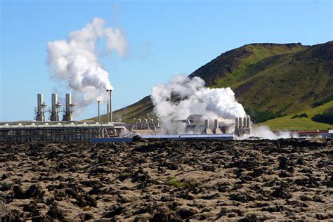 It's Getting Hot in Here: What Is Geothermal Energy and How Does it ...