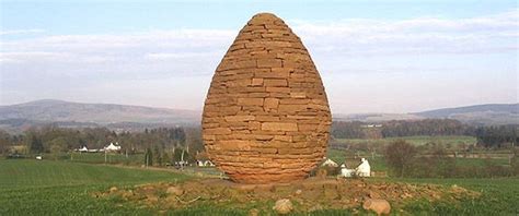 Andy Goldsworthy Sculptures, Bio, Ideas | TheArtStory