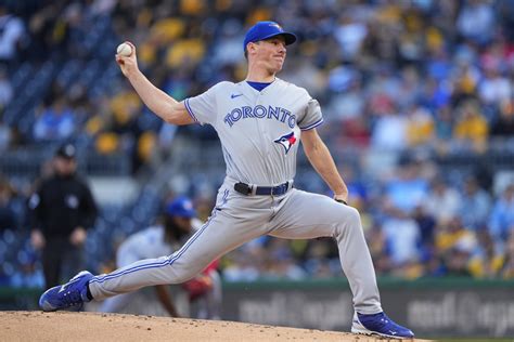 Blue Jays Chris Bassitt and Pirates Rich Hill Keep the Slow Curveball ...