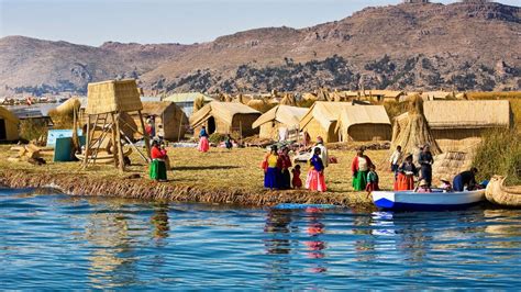 The floating homes of Lake Titicaca - BBC Travel