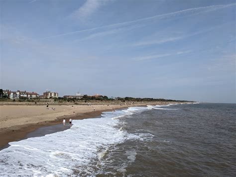 Beach & Waterfront from Skegness Pier (2) | Kite | Flickr