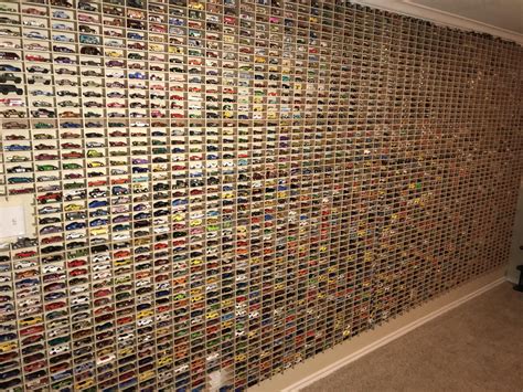 2850 Hot Wheels on the wall : r/HotWheels