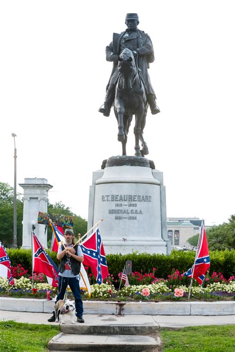 New Orleans Statue of General P.G.T. Beauregard Officially Removed ...