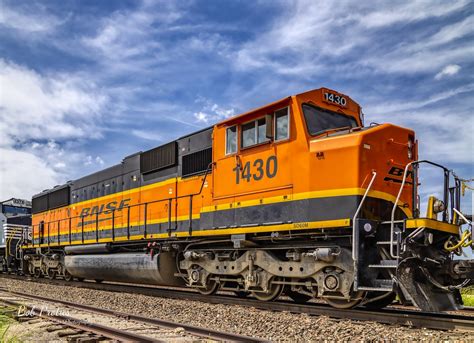 BNSF SD60M Locomotive - a photo on Flickriver