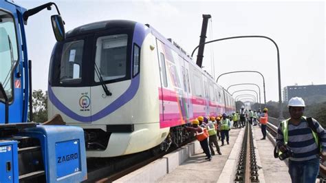 18,439 passengers take Pune Metro ride on Monday - Hindustan Times