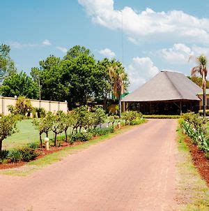 Hekpoort Hotels, South Africa | Vacation deals from 44 USD/night ...