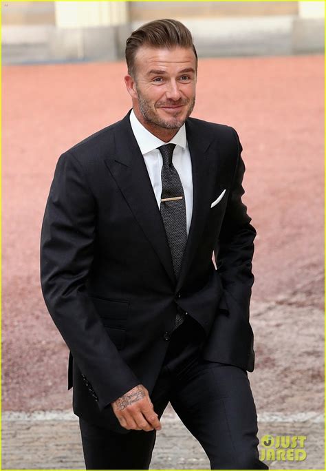 David Beckham Gets a Big Smile from Queen Elizabeth: Photo 3690448 ...