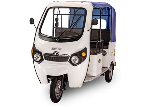 Electric three wheeler passenger vehicle