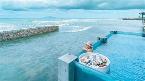 Hotel Banten: 5 Hotel dan Resort di yang punya Private Beach, Cocok ...