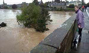 BBC NEWS | UK | Scotland | In pictures: Floods strike Scotland