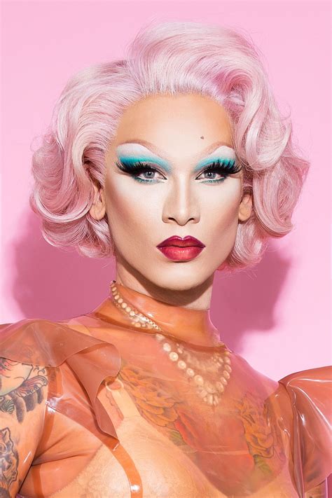 10 Life-Changing Makeup Hacks From Drag Queen Miss Fame | Drag queen ...