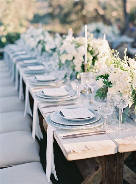 5 Wedding Reception Table Layouts Your Guests Will Love - Caroline Tran ...