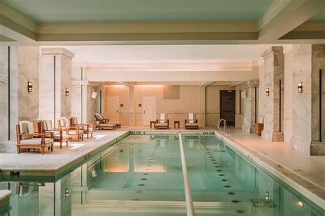 Dive Into These 9 Amazing Atlanta Hotels With Indoor Pools