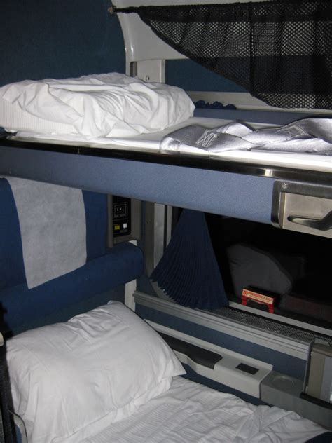 Amtrak Auto Train Superliner Bedroom Suite | www.resnooze.com