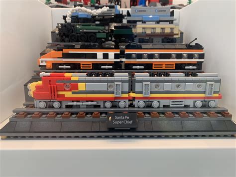 Mini LEGO Trains at the LEGO House : r/LEGOtrains