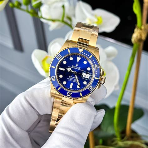 Rolex Submariner Date On Wrist