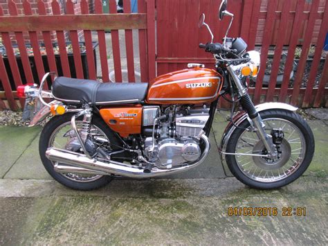 Restored Suzuki GT380 - 1976 Photographs at Classic Bikes Restored ...