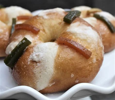 Mexican Three Kings Sweet Bread (Rosca De Reyes) - Gimme Yummy