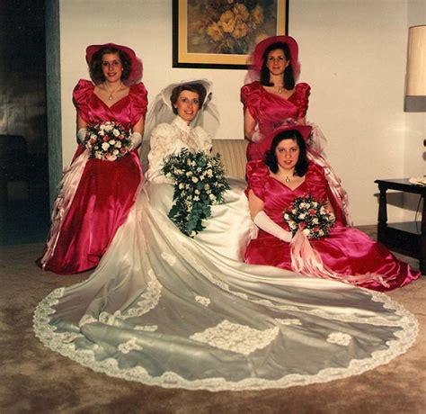 46 Hilarious Vintage Bridesmaid Dresses That Didn't Stand The Test Of ...