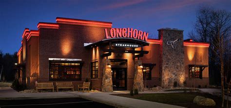 Longhorn Steakhouse to open Monday