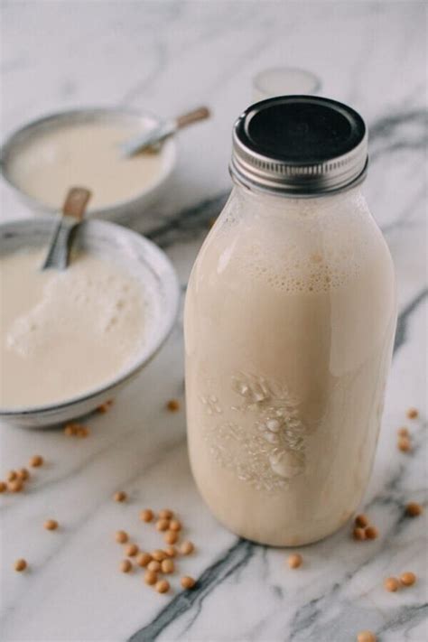 How to Make Soy Milk at Home - The Woks of Life