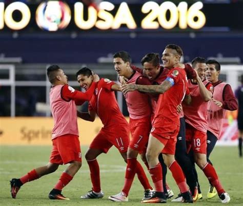 Brazil vs Peru highlights: Watch as Ruidiaz's controversial goal knocks ...