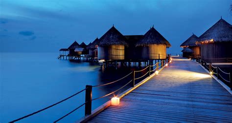 10 Amazing Family Resorts In Maldives - TravelTourXP.com