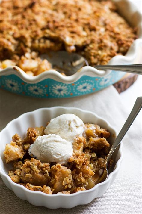 Apple Crumble Recipe - Munaty Cooking