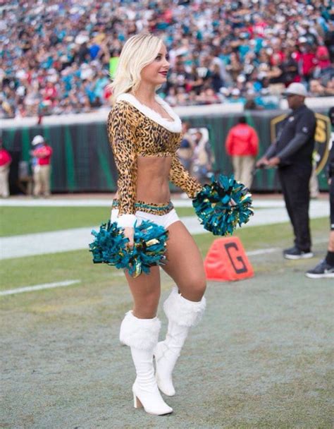 Jacksonville Jaguars Cheerleaders Jags Cheerleaders Roar Of The Jaguars ...