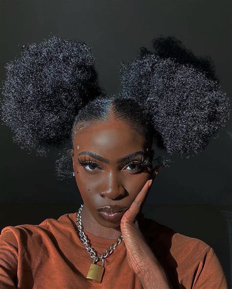 Chocodamiix on Twitter: "Skin, big puffs, and my favorite pose ...