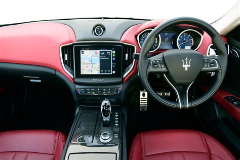 Maserati Ghibli interior