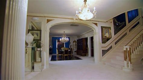 Graceland Virtual Tour | Momentum 360