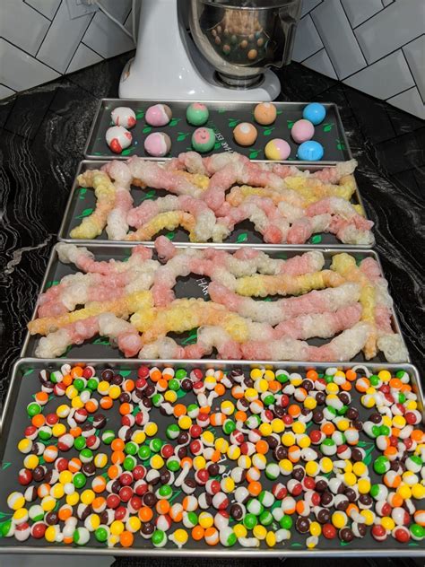 Freeze Drying Candy Continued - Freeze Drying Mama | Freeze drying food ...