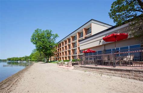 Holiday Inn Detroit Lakes (Detroit Lakes, MN) - Resort Reviews ...