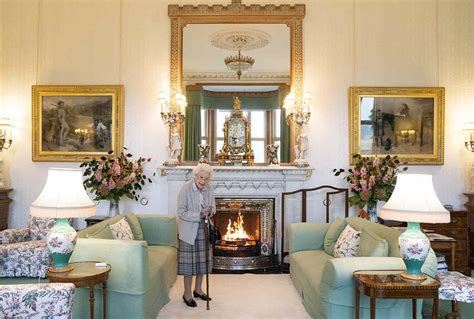 See Queen Elizabeth's Last Photo, Taken 1 Year Ago Today at Balmoral