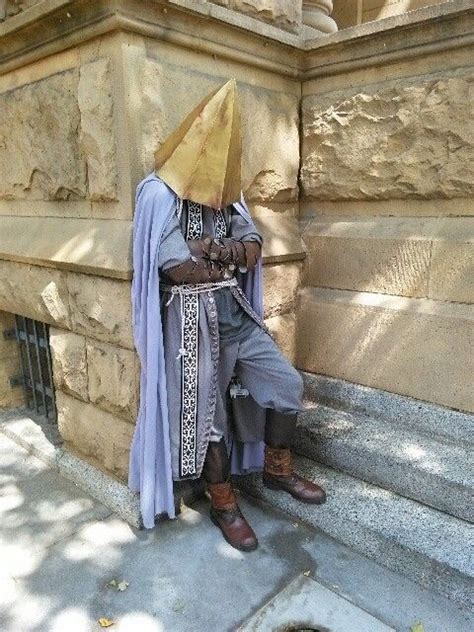 Bloodborne Cosplay Alfred | Bloodborne cosplay, Bloodborne, Bloodborne art