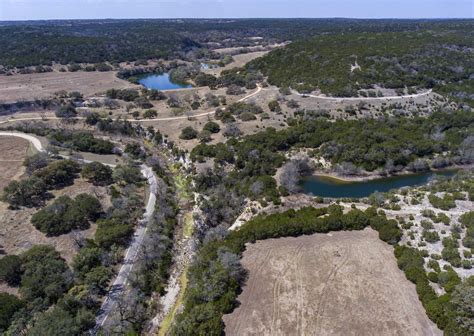 Report: Texas dominated U.S. land sales in 2021