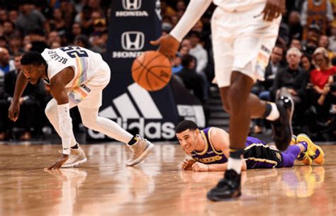 Lakers Injury Update: X-Rays On Lonzo Ball's Ankle Negative, Plans To ...