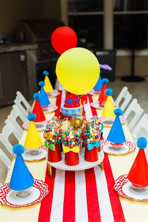 Circus Party Table from "The Greatest Showman" Circus Birthday Party on ...