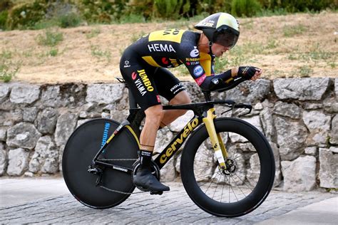 Primož Roglič takes opening time trial and race lead at 2021 Vuelta a ...