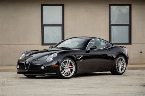 Alfa Romeo 8C Competizione, all'asta un esemplare con pochissimi km ...