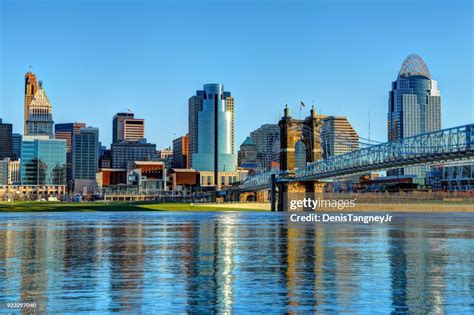 Downtown Cincinnati Ohio Skyline High-Res Stock Photo - Getty Images