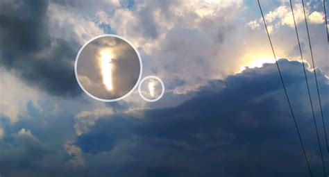 Mysterious crown flash in the sky near Moscow video - Strange Sounds