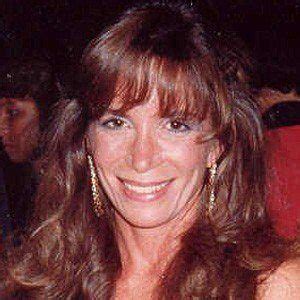 Cathy Guisewite - Age, Family, Bio | Famous Birthdays