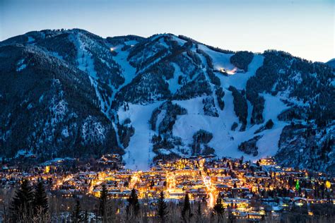 Best Ski Resorts in Colorado | Switchback Travel