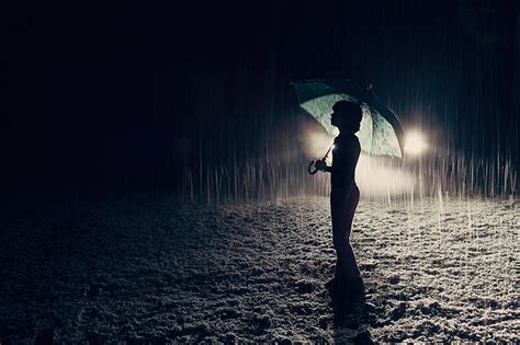 46 Incredible Photos Of Umbrellas And The Rain: Photo Contest Finalists ...