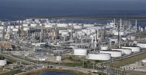 Marathon Petroleum to invest $1.2B in Galveston Bay refinery