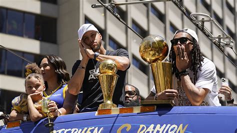 Golden State Warriors live championship parade 2022: Dub Nation shows ...