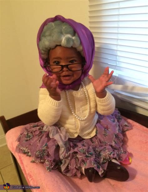 Grandma Baby Costume Halloween | Easy DIY Costumes - Photo 2/4