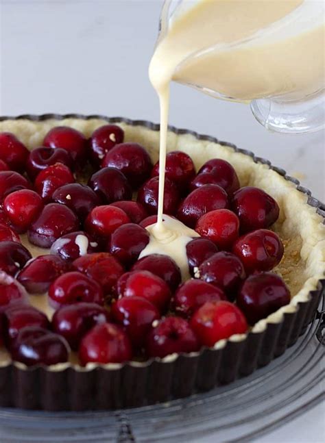 Easiest EVER Cherry Tart | Vintage Kitchen